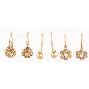 Lote anterior: 3 Pares de Arracadas de Oro con Piedras y Perlas