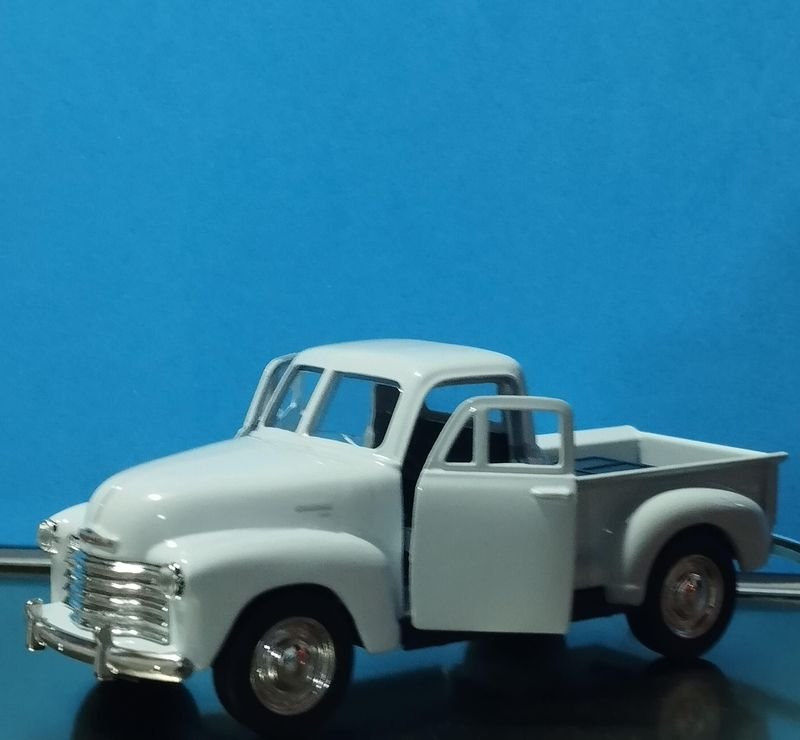 Item 902025 - Image 3