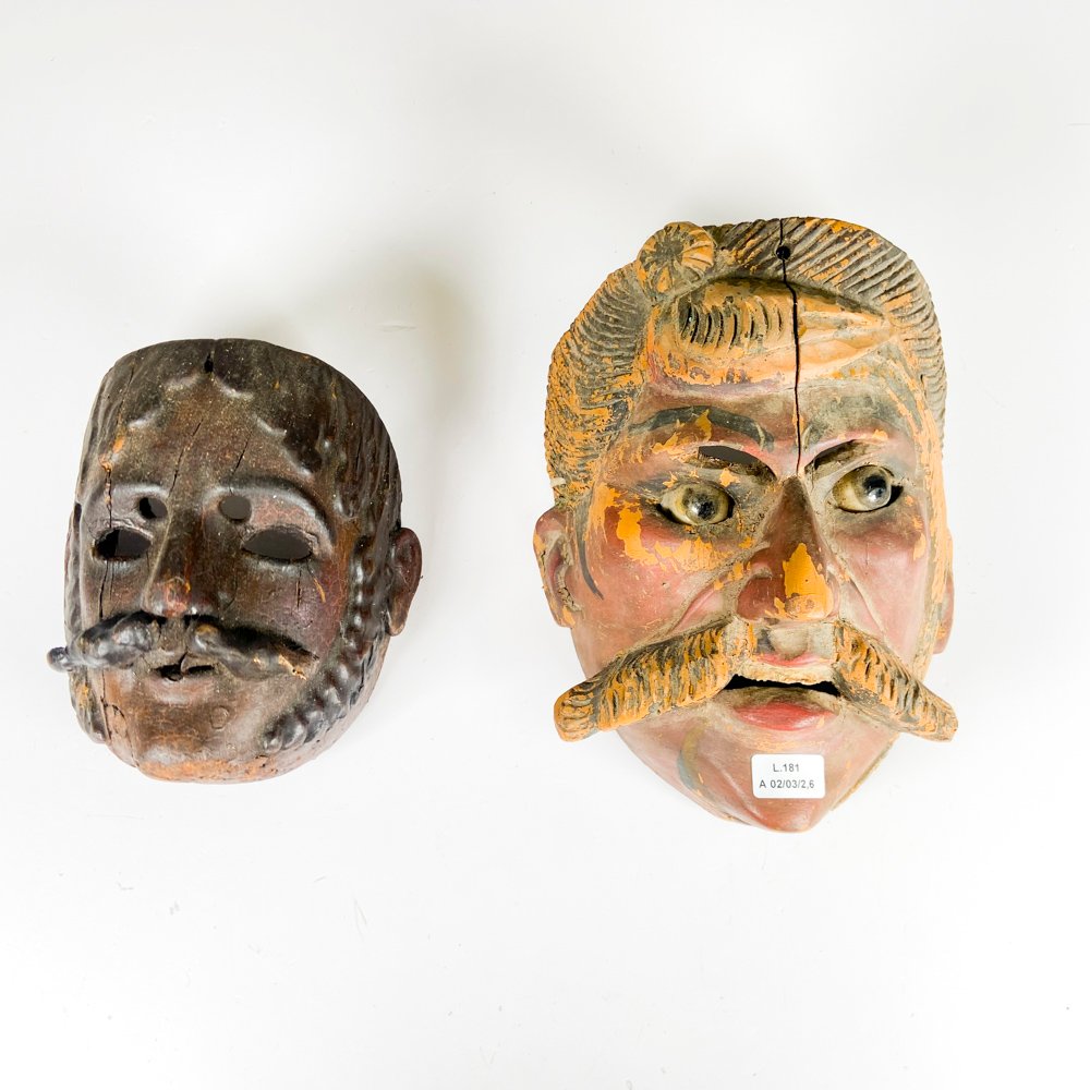 Lote anterior: Máscaras de madera para danzas rituales guatemaltecas