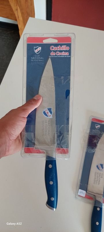 Par de cuchillas con escudo de Nacional - imagen 4