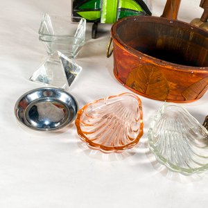 Lote de 13 Piezas: Adornos, Despojadores, Coquillas y Tallas - imagen 2