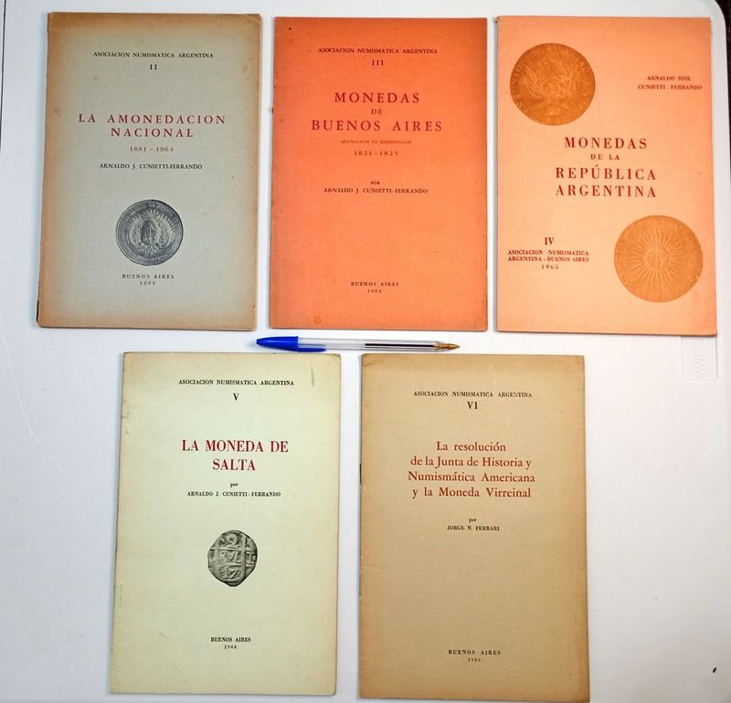 Lote de 5 Publicaciones de la Asociación Numismática Argentina sobre Monedas