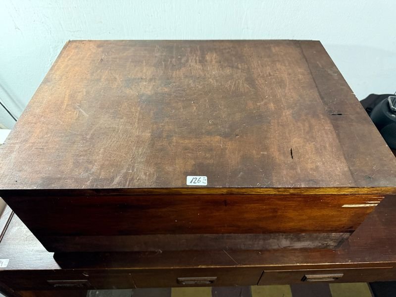 Item 848600 - Image 1