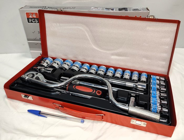 Juego de 24 Bocallaves con Llave de Cricket y Fuerza, Hasta 32mm, Nuevo en Valija Metálica