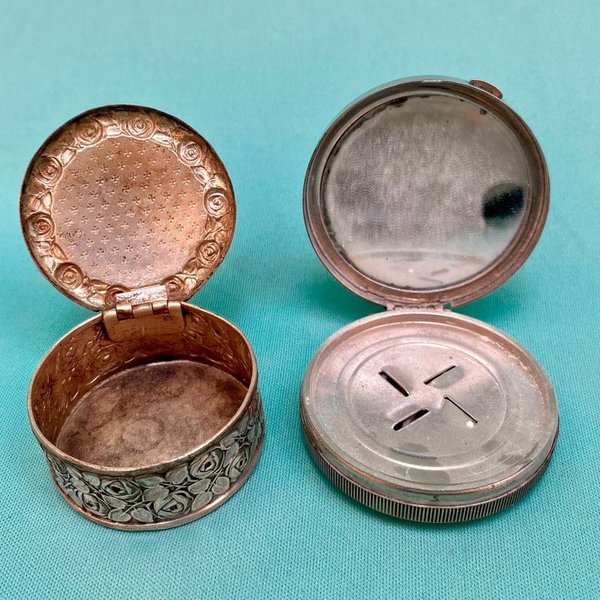 Colección de artículos antiguos de porcelana y bronce - imagen 14