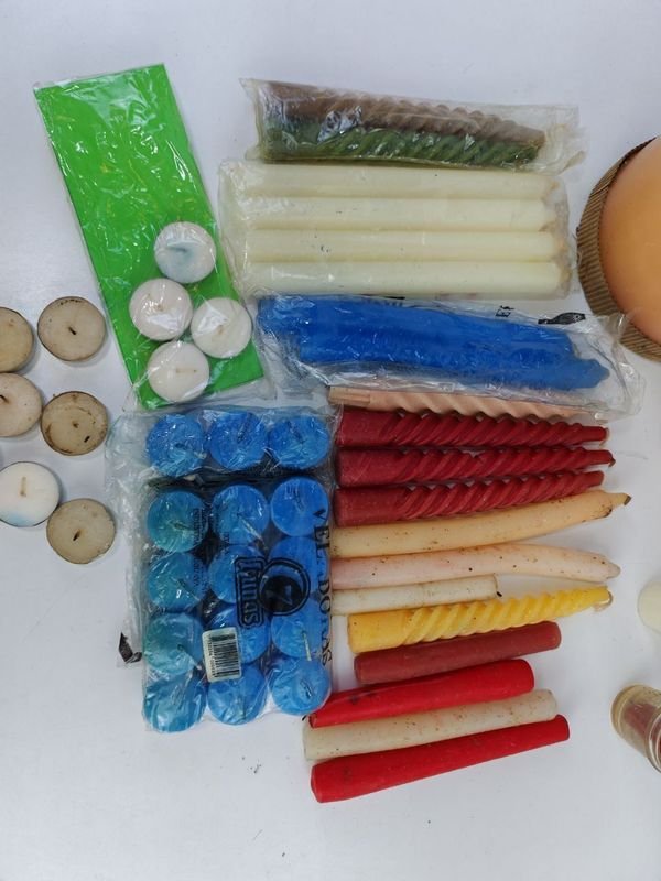 Lotes de Velas Coloridas y Variedades - imagen 3