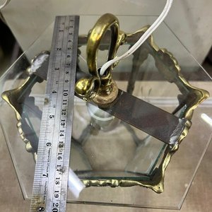 Farol Colgante de Bronce con Vidrios Biselados y Grabados - imagen 5