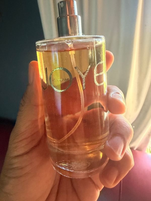Lote siguiente: Perfume 100 ml - Descripción detallada
