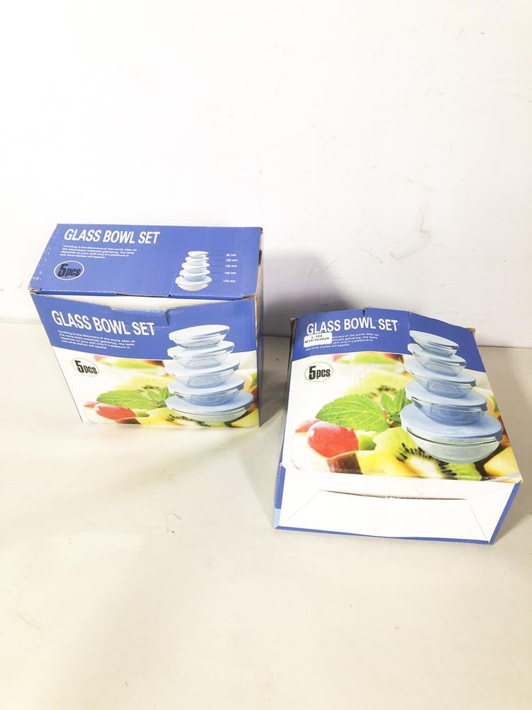 Dos Juegos de Bowls de Vidrio con Tapa Plástica