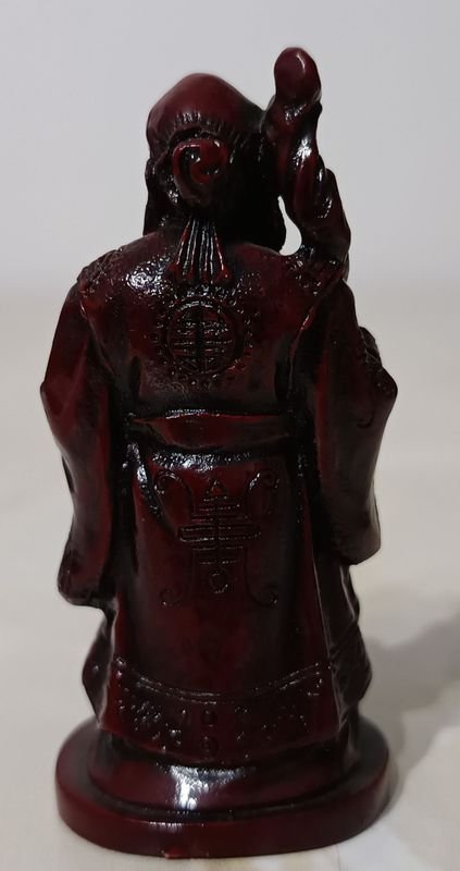 Figura coleccionable de los tres sabios chinos - imagen 3