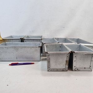 Set de 8 Moldes para Pan o Budín en Metal - imagen 7
