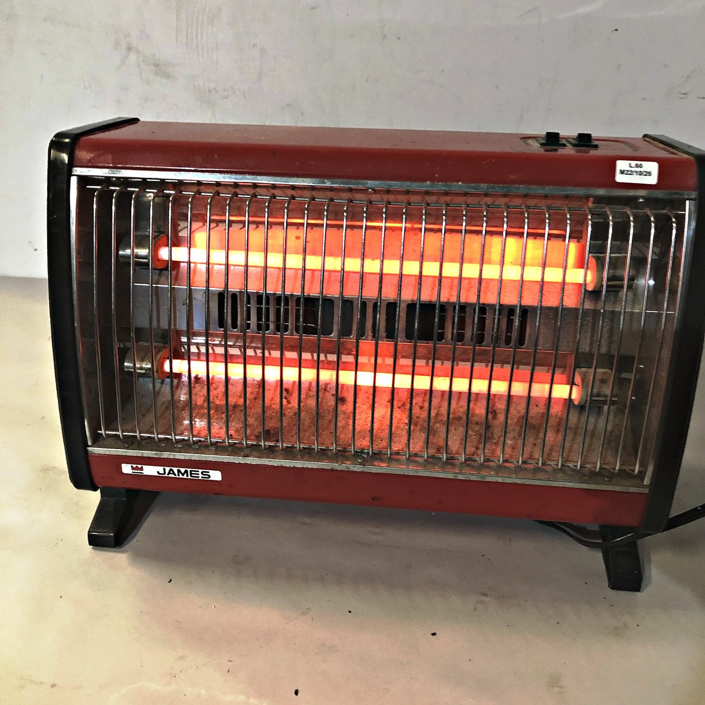 Estufa Eléctrica James Turbocalefactor Modelo TCC 1400 - Industria Uruguaya