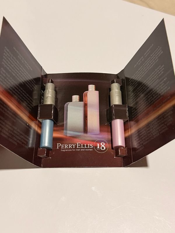 Dos muestras de perfume original Perry Ellis 18 - imagen 2