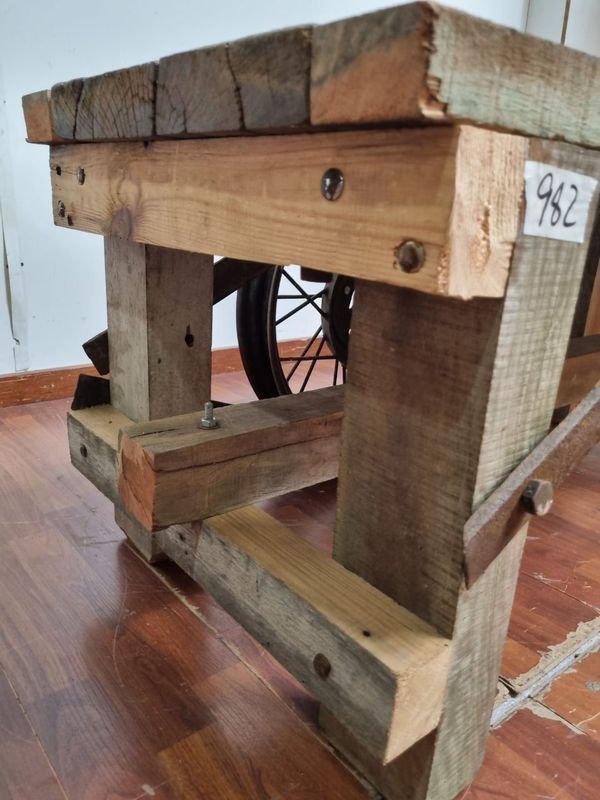 Item 898332 - Image 3