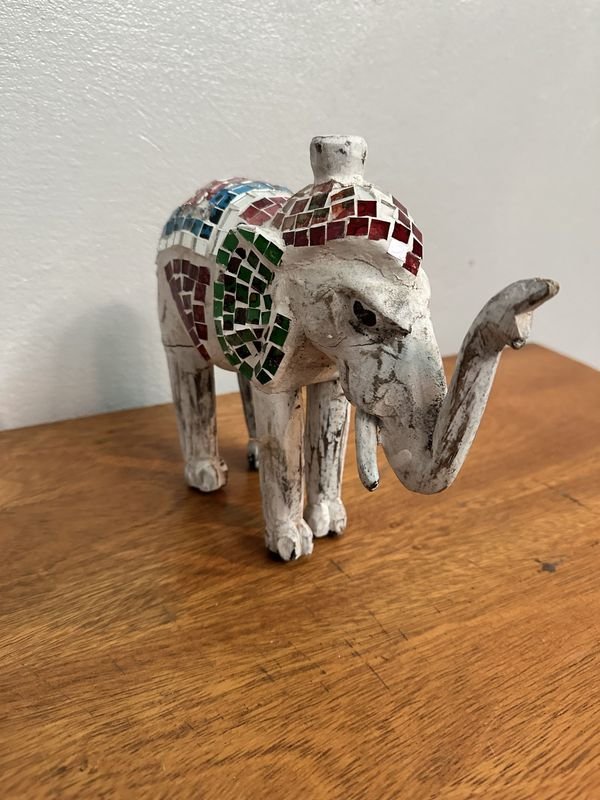 Lote anterior: Adorno Mosaico de Elefante en Madera