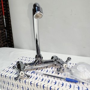 Mezcladora de Cocina Cromada Fiorella para Pared - Nueva en Caja - imagen 3