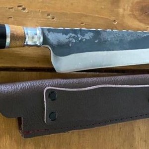 Cuchillo Artesanal Tatu con Hoja de 22 cm y Mango de Urea - imagen 2