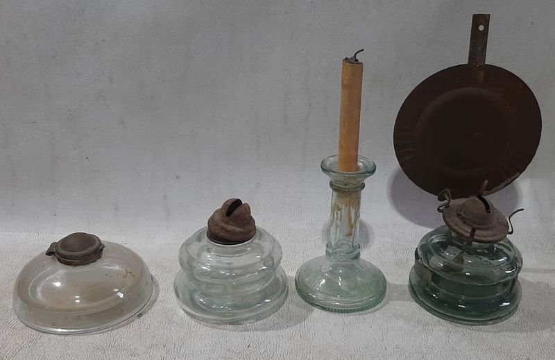 Colección de objetos antiguos y decorativos - imagen 2