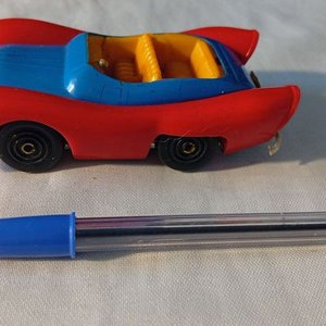 Lote anterior: Auto de colección "Topolino" de plástico y metal, industria italiana