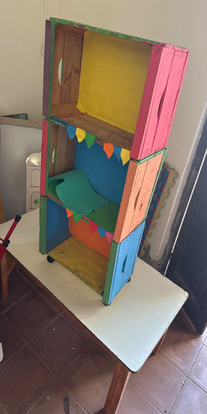 Lote anterior: Mesa y repisa colorida para el hogar