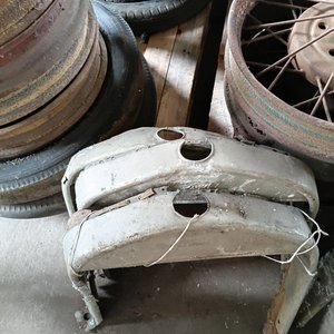Lote anterior: Parachoques Ford T Antiguo