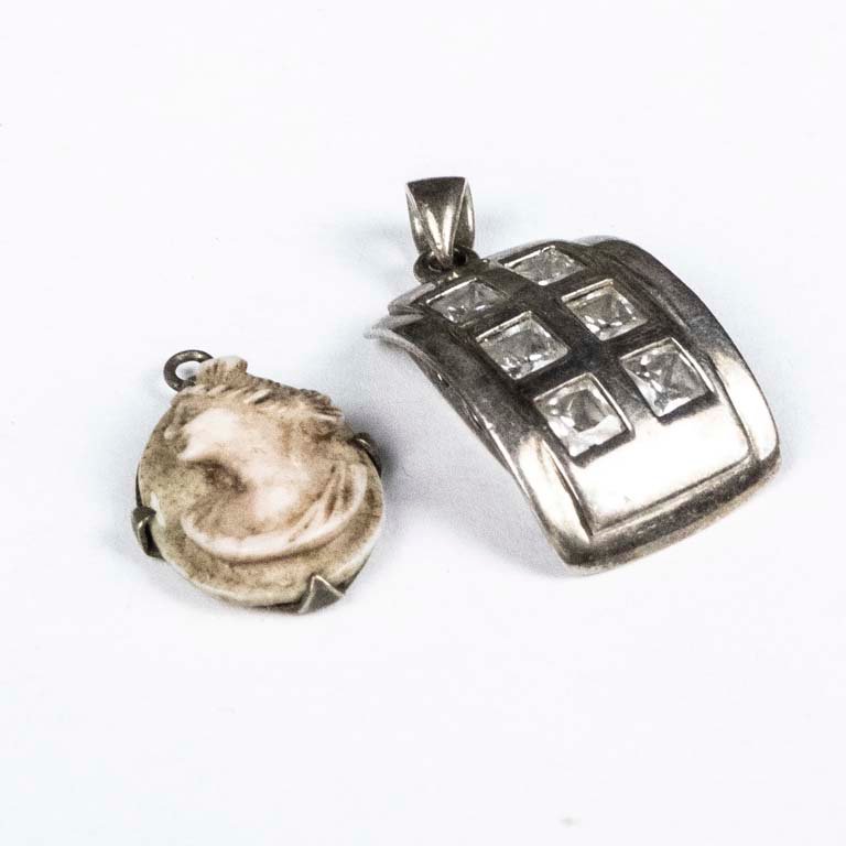 Pendientes de plata con diseño y joyas - imagen 2