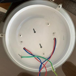 Lote siguiente: Plafón circular de techo con difusor de vidrio esmerilado satinado