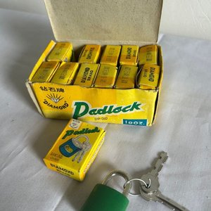 Candados Diamond Dadlock SIP-310 Verdes con Llaves (12 Unidades) - imagen 3