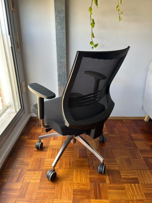 Item 899544 - Image 0