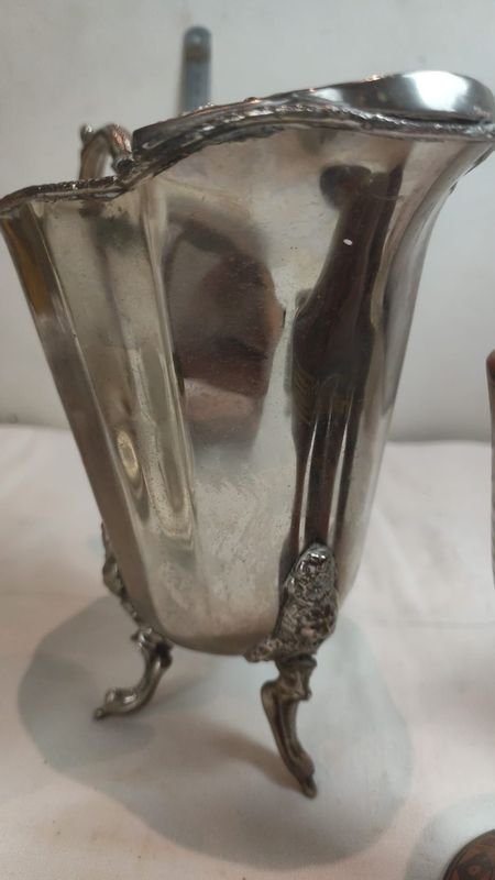 Lote de adornos varios con avería - imagen 6