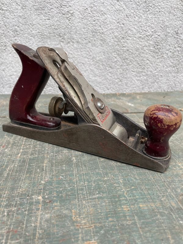 Cepillo de Carpintero Stanley con Mango de Madera