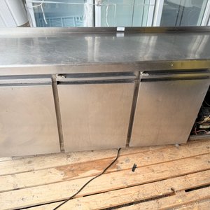Bajo Mostrador Refrigerado Acero Inoxidable 3 Puertas - imagen 6