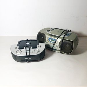 Lote anterior: Dos Radiograbadores Philips con CD y MP3