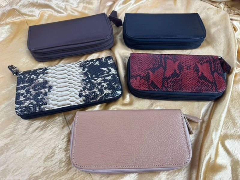 Item 829248 - Image 0