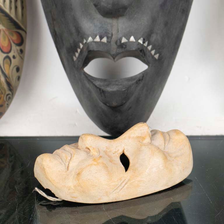 Máscaras de madera talladas únicas - imagen 2
