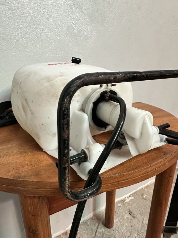 Item 882652 - Image 15