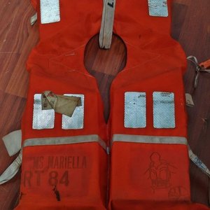 Chaleco Salvavidas Naranja 'MS Mariella RT 84' con Parches Reflectivos - imagen 2