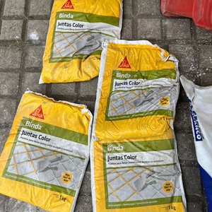 13 Bolsas de Junta Binda Color 1kg y Portland Blanco 5kg - imagen 3