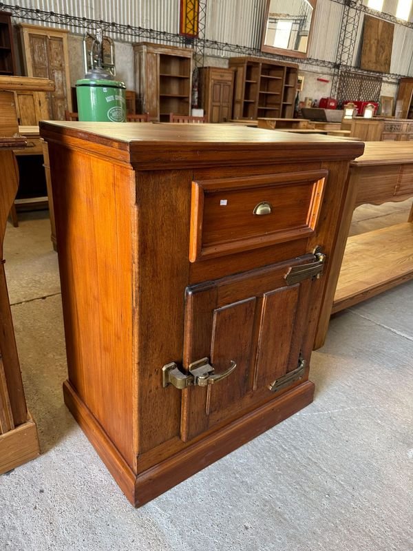 Item 877706 - Image 7