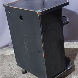 Mesa de TV con Vidrio y Ruedas - imagen 3