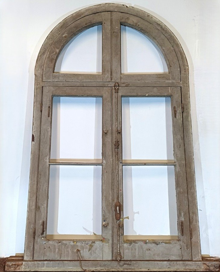 Ventana antigua de madera con marco carpanel - imagen 3