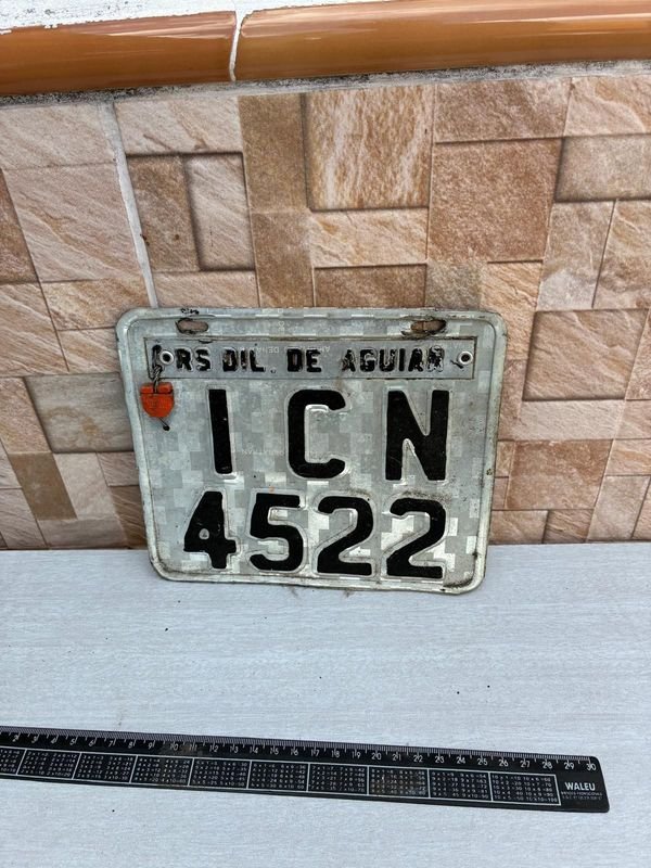 Item 876858 - Image 0