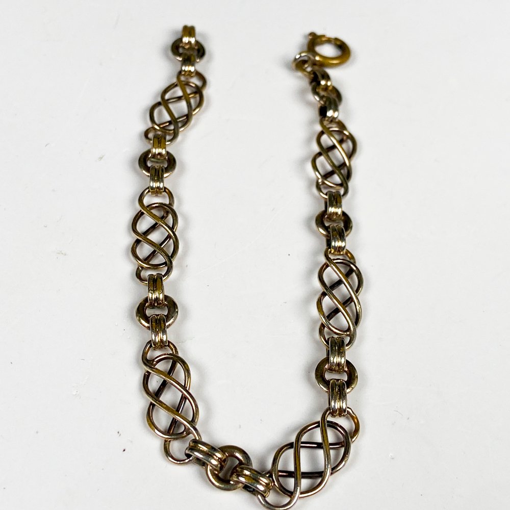 Colección de joyería con cadenas, pendientes y pulseras - imagen 5