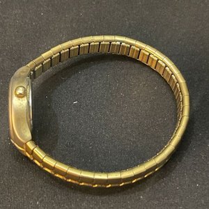 Reloj Dama Carriage by Timex Bicolor Acero y Dorado - imagen 5