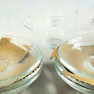 Juego de 6 Tazas de Vidrio con sus Platillos - imagen 3
