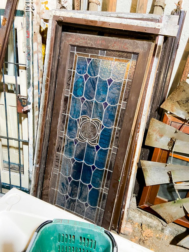 Lote anterior: Ventanas de madera con vitraux para decorar