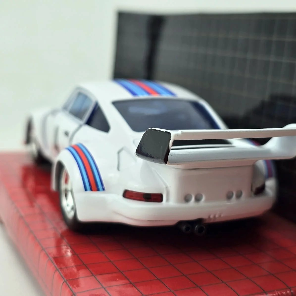 Transformers Jazz Porsche 935 Turbo juguete en miniatura - imagen 10