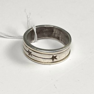 Anillo de Plata con Diseño de Estrellas - imagen 3