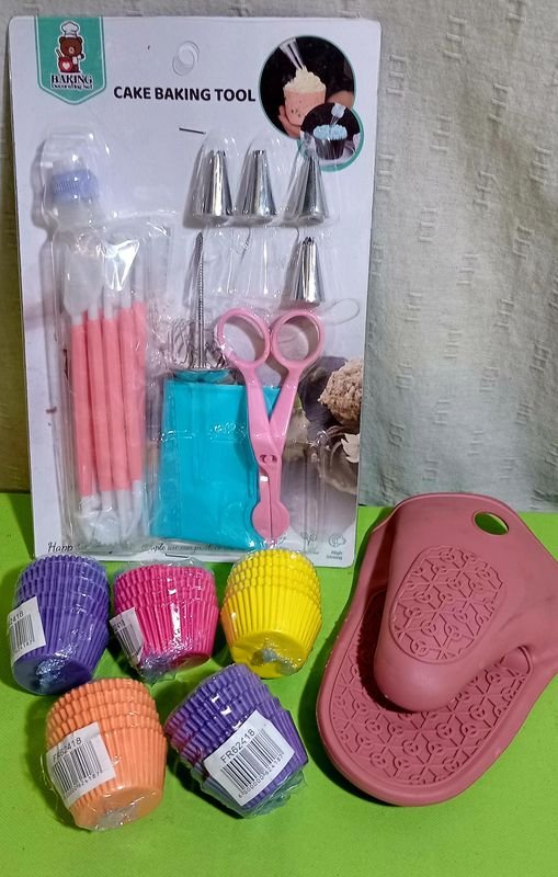 Set de Repostería para Decorar Tortas: Pirotines y Manopla de Silicona