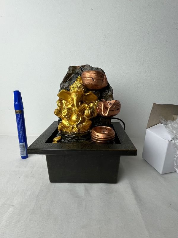 Fuente de Interior con Figura de Ganesha y Cascadas